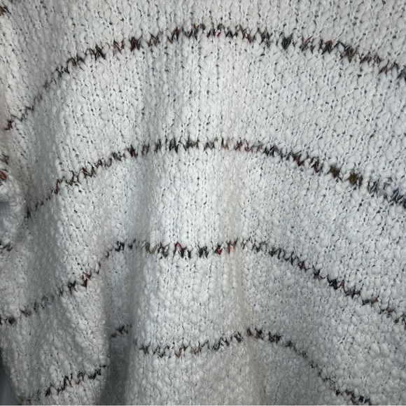 Altar'd State Textured Cream and Brown V-Neck Sweater - Picture 3 of 4